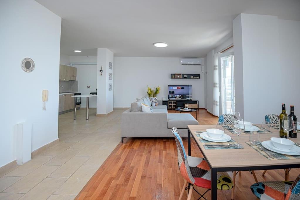 Grand View Apartment Durres Luaran gambar