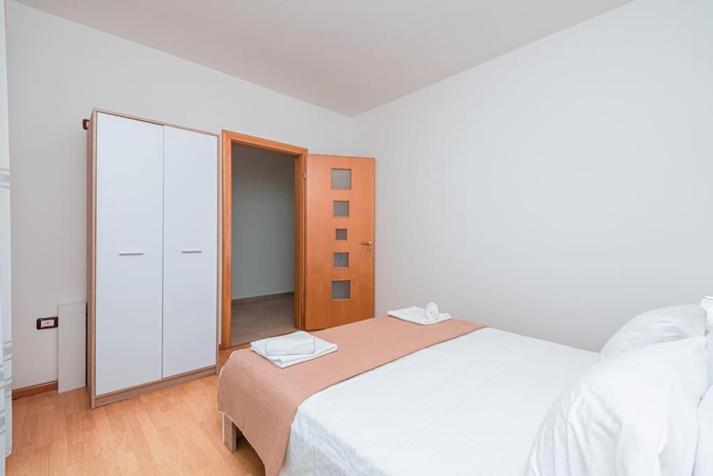 Grand View Apartment Durres Luaran gambar